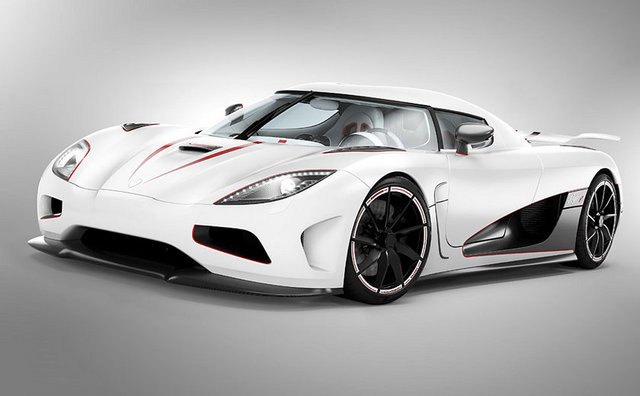 Koenigsegg Agera R - Fiyatı:$1,600,000