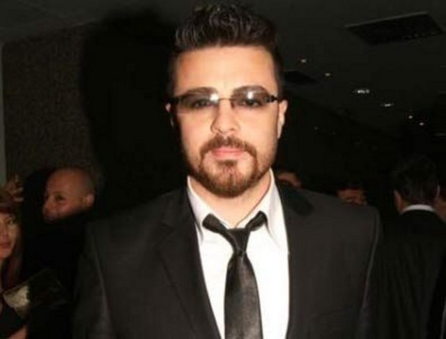 15 Aralık Cumartesi, Olimpia Event Hall'de; saat 21.00'de, Burak Kut'la 90'lar Türkçe Pop Parti. Giriş: 25 TL. Tel: (212 244 04 42)