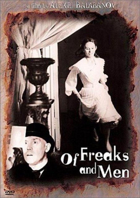 1-Mahluklar ve İnsanlar Hakkında (Pro urodov i lyudey / Of Freaks and Men) (1998) -  - 20. yüzyıl başı Rusya'sında 'Cinematographe'ın keşfedildiği zaman dilimine uzanırken aynı zamanda porno piyasasında olup bitenlerle ilgili bir şeyler söylemek zor iştir. Ancak bizde sadece 1999'da 18. Uluslararası İstanbul Film Festivali'nde gösterilen bu Aleksei Balabanov imzalı eser, bunu başarırken sadomazoşizm, sübyancılık gibi kavramlar üzerinden porno piyasasındaki ilginin çarpıklığına ve masum oyuncuların 'kölelik'ine dikkat çekiyor. Bunu sepya renklerle örülü, ara yazılardan güç alan ve dönemin insanlarının iletişimsizliğini vurgulayan bir 'tüccar-müşteri' ilişkisine kadar götürüyor. Balabanov'un siyah-beyaz sinemayla yakın ilişki kurarken kullandığı monokrom pelikülle 'Rus sinemasının tarihi'ni arkasına alması, toplumun yaşamındaki yozlaşmaya ve göç etme zorunluluğuna kadar ulaşıyor. Kuşkusuz bizde "Mahluklar ve İnsanlar Hakkında" adıyla bilinen "Of Freaks and Men", Pasolini'nin "Salo ya da Sodom'un 120 günü"nde (1975) yaptığını erken dönemin porno piyasası için canlandıran bu formülün en önemli başyapıtlarından. -
