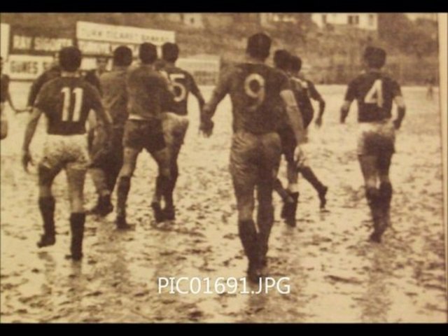 İki takım arasındaki 103 yıllık ezeli rekabette geride kalan 367 maçta en farklı skorlu galibiyeti, 7-0'lık sonuçla Galatasaray aldı. 12 Şubat 1911'de İstanbul Ligi'nde yapılan maçı, Galatasaray 7-0 kazanmıştı.