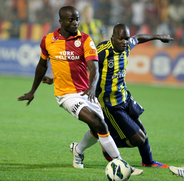 - Çarşı, Fenerbahçe-Galatasaray maçına karşı.