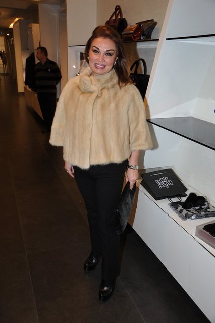 ARZU SAVGI 