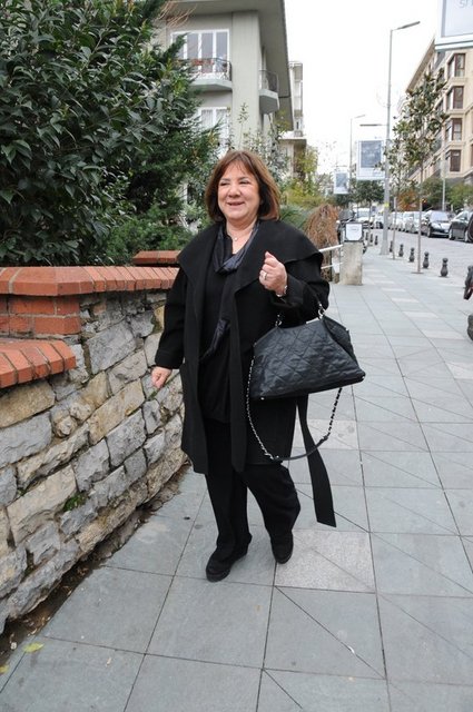 HÜLYA AŞIK