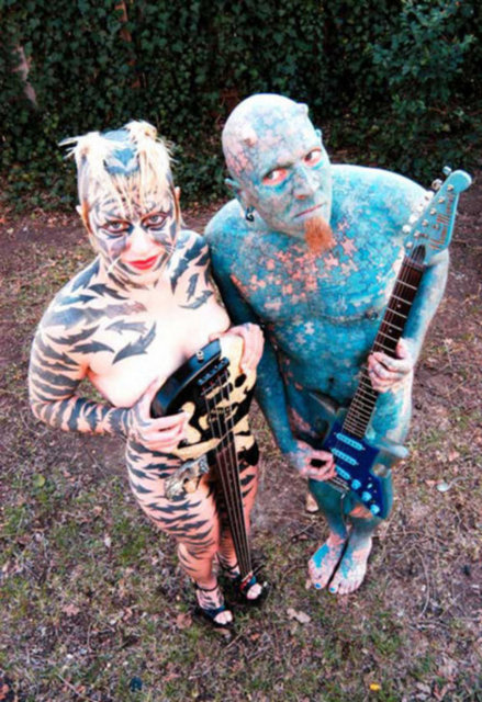 Kaplan kadın ve Enigma bir dönem evlilerdi.