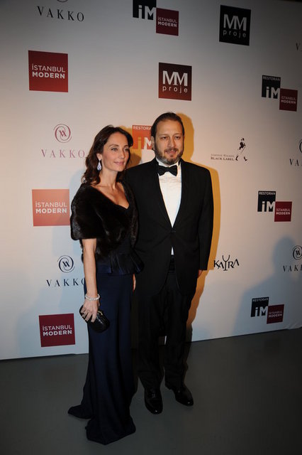 YELDA - BURAK ELMAS 
