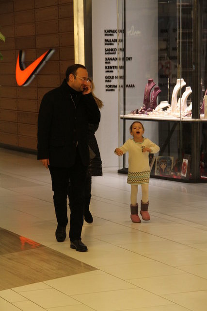 SİNAN, MELİNA KOSİF