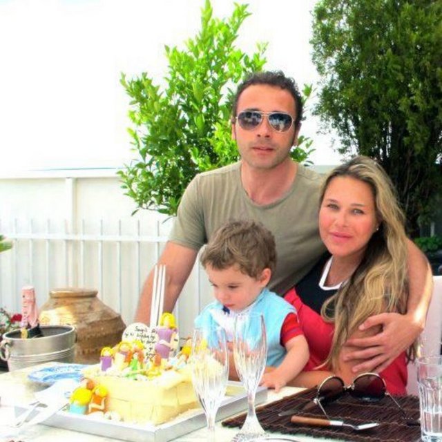 ASLI ÜSTÜNKAYA