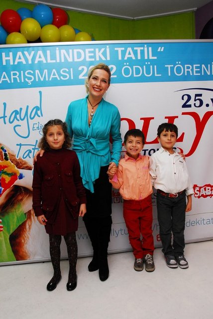 DİLA, ZEYNEP, ÖMER, ALİ ÖZTURAN 
