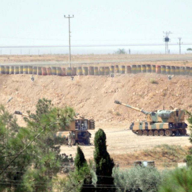 Suriye basınında yer alan haberlere göre, "Türkiye misilleme olarak İdlib'deki askeri hedefleri vurdu" ifadeleri yer aldı. El- Cezire Televizyonu'nun Suriye yerel kaynaklarına dayandırarak yayınladığı  haberinde Türk ordusunun misillemesinde 34 Suriyeli askerin öldürüldüğünü duyurdu.
