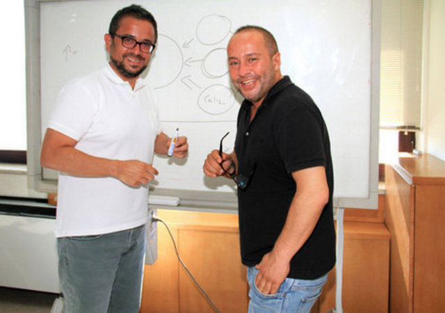 İşadamı Ali Sabancı, "Baba parası batırdın mı?" sorusuna "25 milyon dolarını batırdım. 'Ferit (Şahenk) daha çok batırdı' diye avutuyordum kendimi" cevabını verdi.