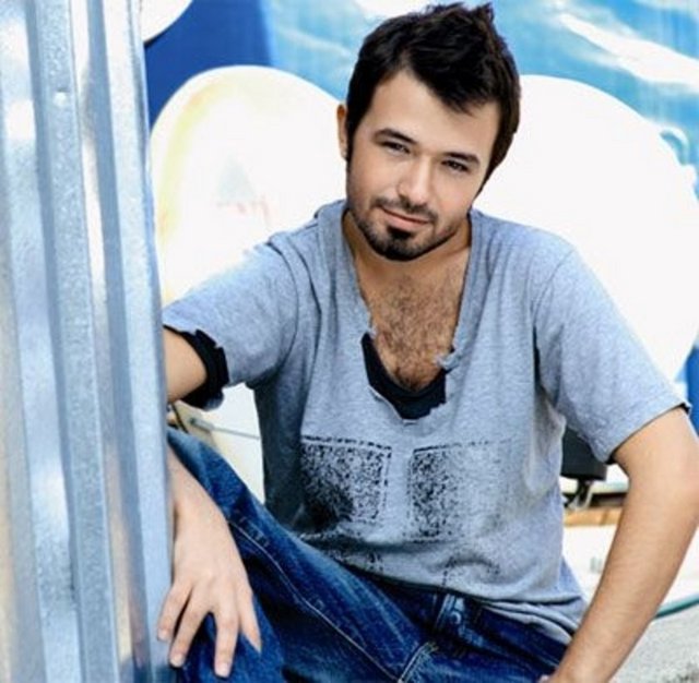 29 Aralık Cumartesi, Anadolu Gösteri Kongre Merkezi'nde; saat 21.00'de, Yalın. Giriş: 45 TL. Tel: (312 286 12 11)