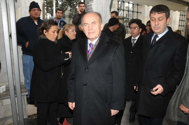 KADİR TOPBAŞ 