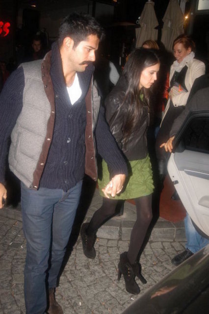 BURAK ÖZÇİVİT - CEYLAN ÇAPA