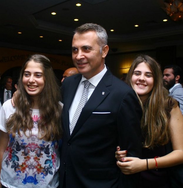 FİKRET, ASIGÜL, NAZLI,ORMAN