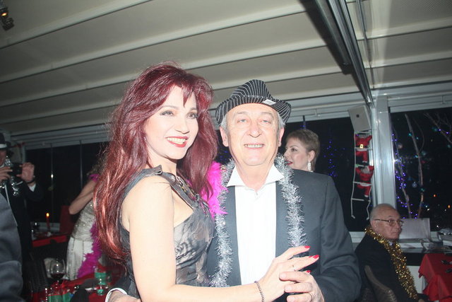 NİLGÜN - MEHMET ESİNLİ