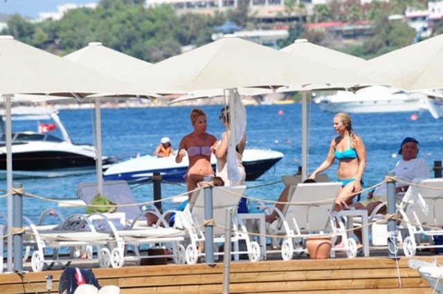 SELEN KEÇELİ