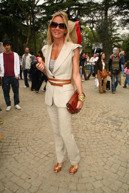 BETTINA MACHLER