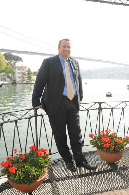UĞUR IŞIK