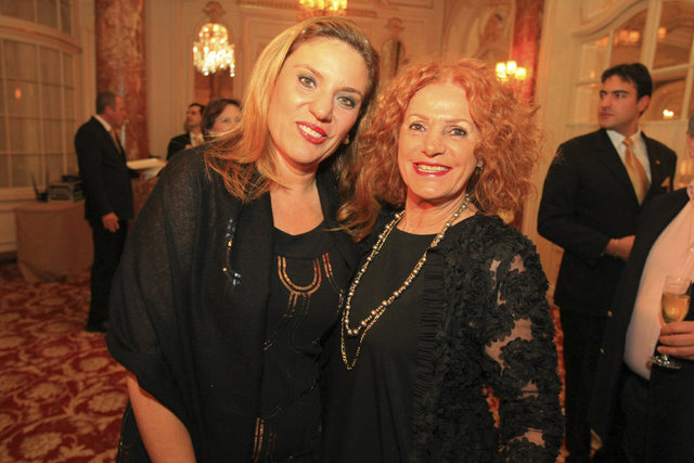 HÜLYA BİREN, ELISABETH MAILLY