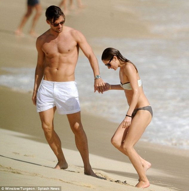 OLIVIA PALERMO VE NİŞANLISI JOHANNES HUEBL 
