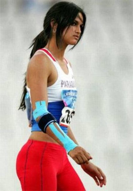 Leryn Franco-Sırıkla atlama