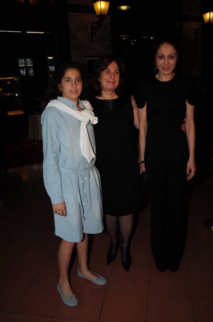 YASEMİN GÜLMAN, REYHAN İPEKEL, MONİK İPEKEL