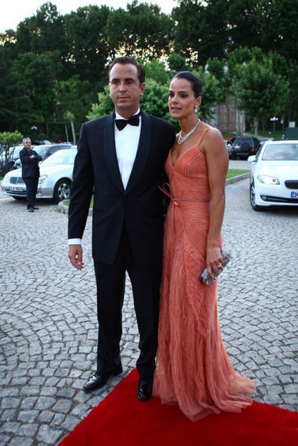 EDVINA SPONZA - MURAT ÖZYEĞİN