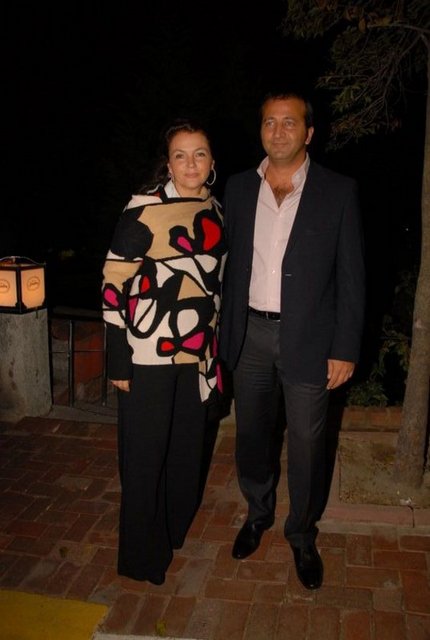 ASLI - ERKUT SOYAK