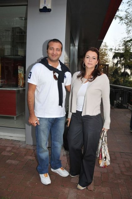 ASLI - ERKUT SOYAK