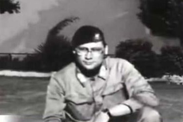 Melih Gökçek askerde...