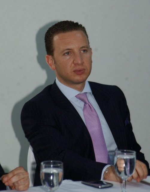 BATU AKSOY