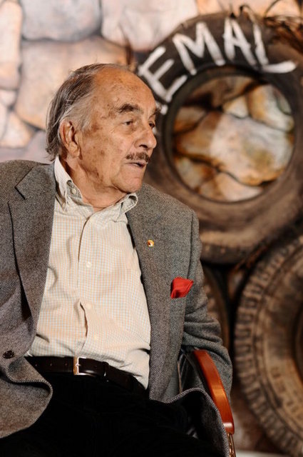 BURHAN DOĞANÇAY