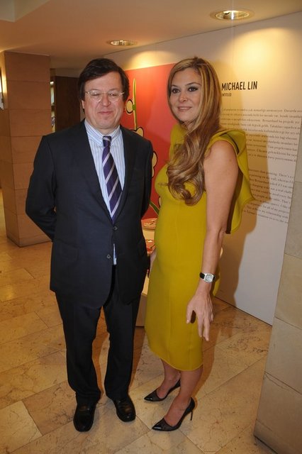 MICHEL BERNARDAUD, SUNA GENÇEREN 