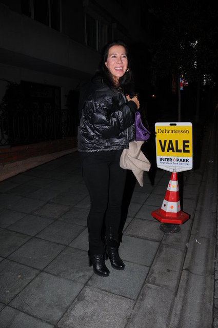 SELMA TÜRKEŞ