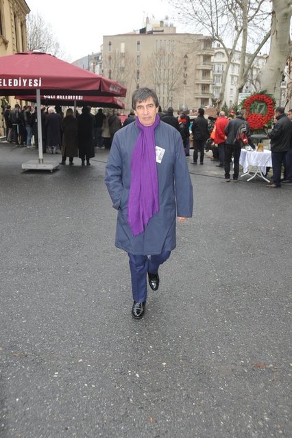 RAFFİ PORTAKAL