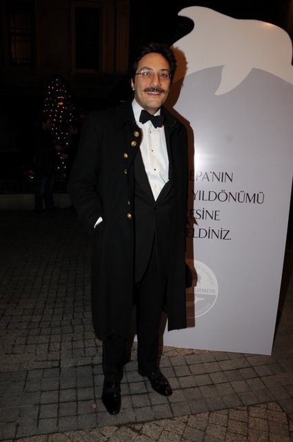 SERDAR GÜLGÜN 