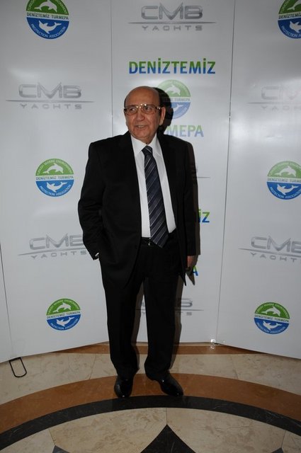 MUSTAFA ÖZKAN 