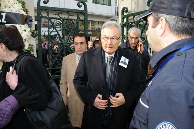 DENİZ BAYKAL