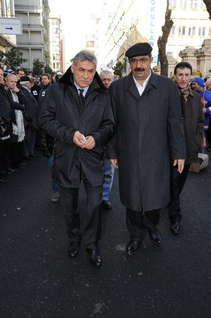 İSMAİL ÜNAL
