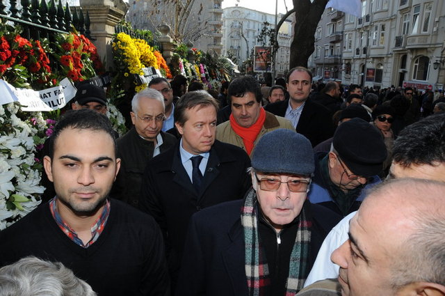 TAYFUN DEMİRÖREN