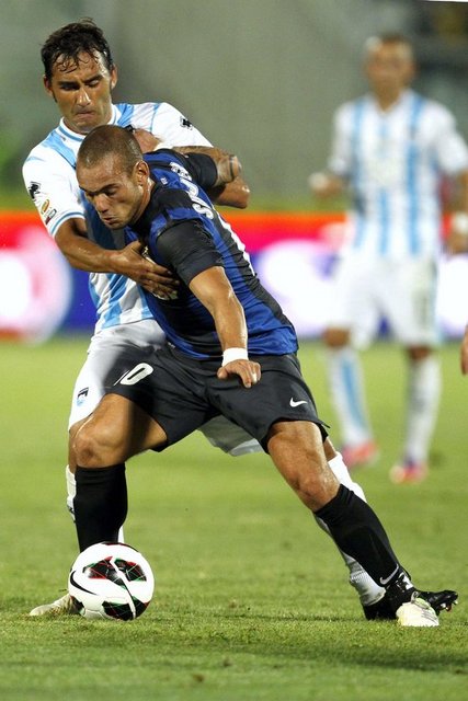 - Hollanda Milli Takımı ile de 2010 Dünya Kupası'nda final oynama başarısı - gösterdi