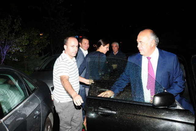ARZU KOMİLİ, SİNAN BAŞTAŞ