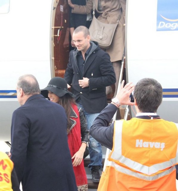 WESLEY SNEIJDER, YOLANTHE CABAU