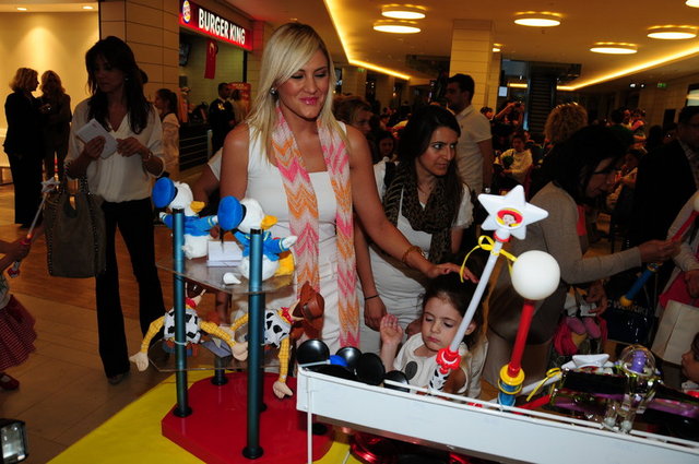 BURCU HATTAT