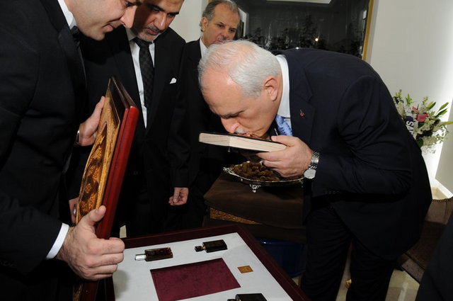 HÜSEYİN AVNİ MUTLU 