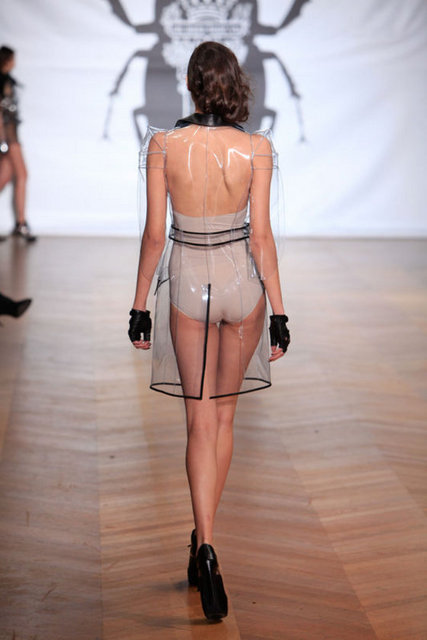 PARİS MODA HAFTASI 