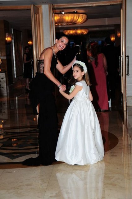 EDVİNA SPONZA