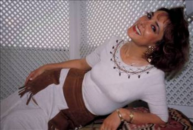 MERAL MANSUROĞLU: Ses sanatçısı Meral Mansuroğlu ulusalrarası uyuşturucu şebekesi üyesi Mustafa Akman'ın Cenevre polisine verdiği ifadeler doğrultusunda yakalanarak gözlem altına alınmıştı.