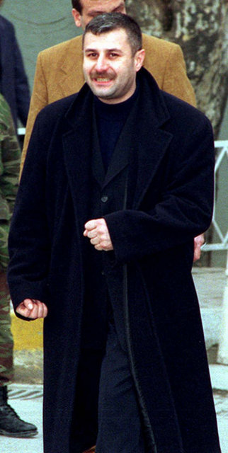 AZER BÜLBÜL: Azer Bülbül de uyuşturucu satıcılarının verdiği ifadeler doğrultusunda yakalanarak gözlem altına alınmıştı.