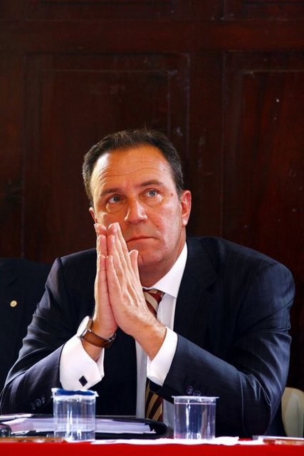 ADNAN ÖZTÜRK 